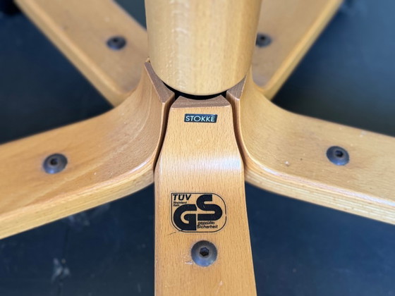 Image 1 of 2x chaise de bureau ergonomique Stokke/Varier Wing