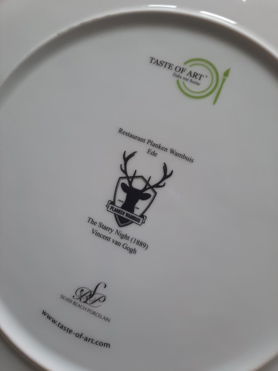 Image 1 of Œuvre d'art sur la table, La Nuit étoilée de Vincent van Gogh