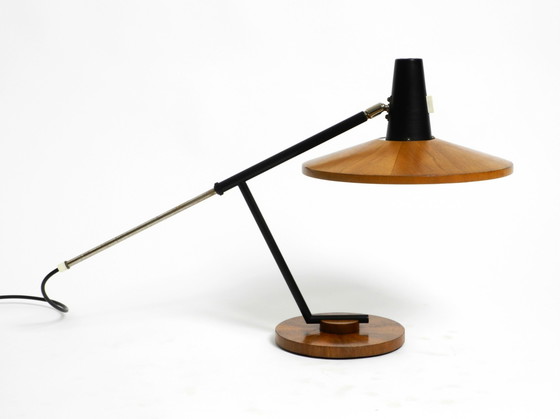 Image 1 of Lampe de table moderne Mid Century par George Frydman pour Temde avec placage de teck en très bon état