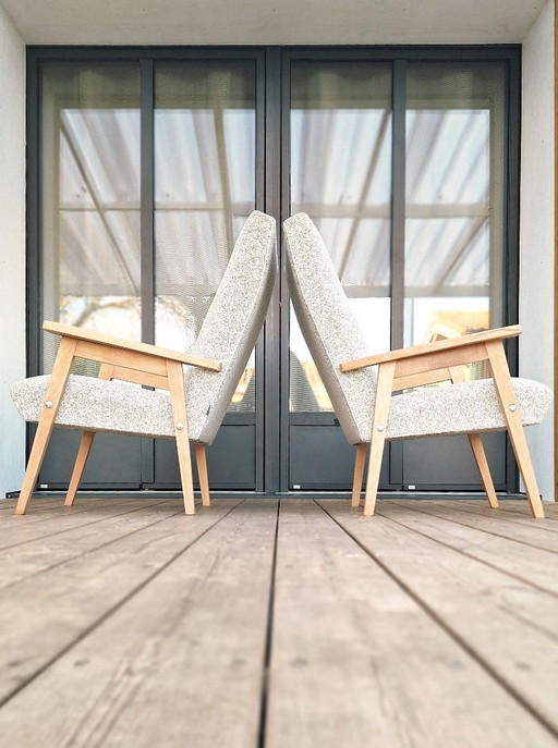 Paar skandinavischer Sessel des Modells „Loft“