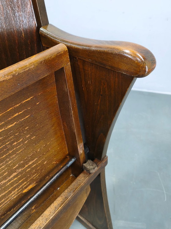 Image 1 of Poltrona da cinema vintage anni '50 in legno di faggio, seduta da teatro.