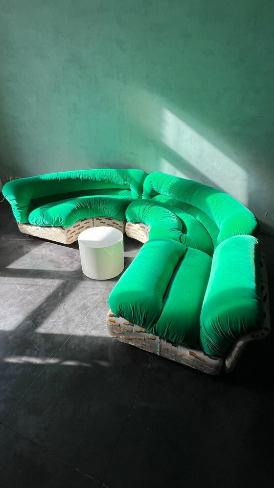 Image 1 of Divano modulare Rossi Di Albizzate Grandangolo 1969