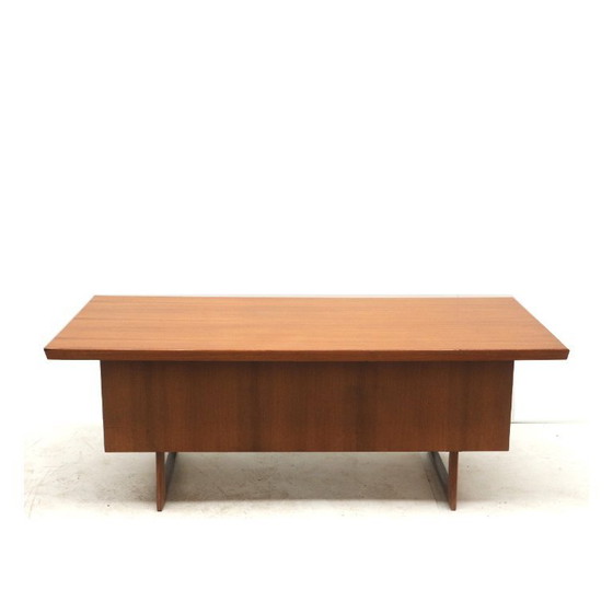 Image 1 of Ampia scrivania direzionale dal design vintage realizzata negli anni '70