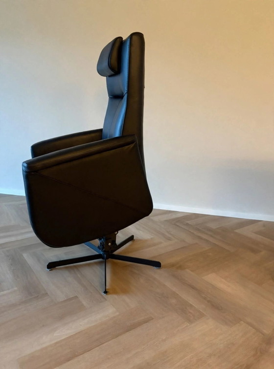 Luxury Adjustable recliner chair Prominent Toscana leather new condition, Brown (photo 2 of 5)