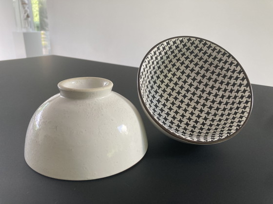 Image 1 of Ensemble de deux bols, style Japandi