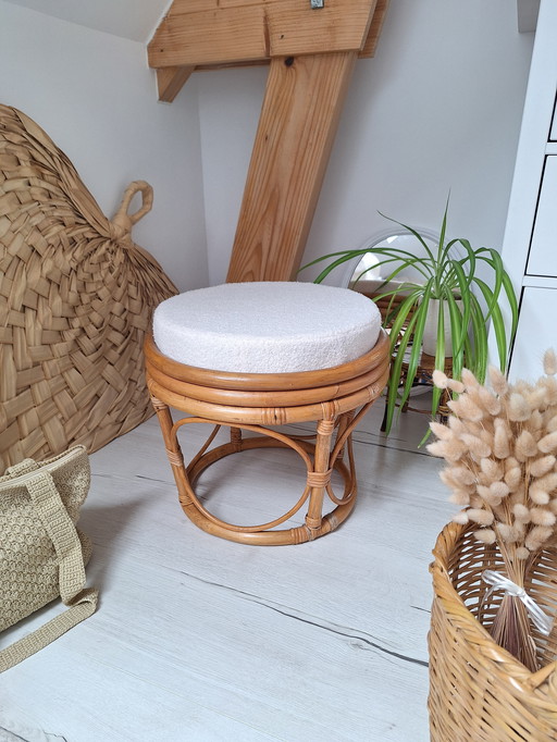 Rattan And Bouclette Fabric Pouf