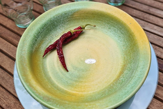 Image 1 of Adrie Moerings - Ciotola in terracotta tornita a mano.