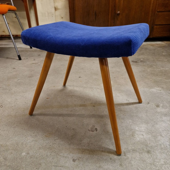 Fifties Footstool Stool, newly upholstered in corduroy, Velvet, Wood, Brown (photo 5 of 6)