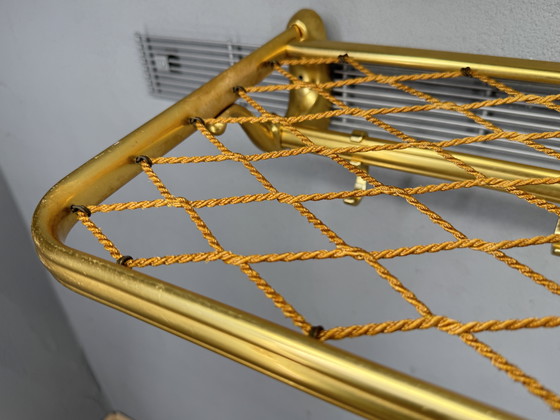 Image 1 of Vintage metalen wandkapstok met touw