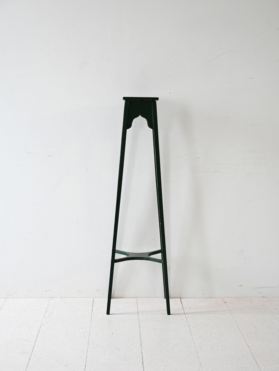 Image 1 of Piedistallo in legno dipinto svedese d'epoca