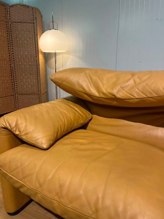 Image 1 of 2x Nieuwstaat Cassina Maralunga 2-Zits Bank Bruin Leer