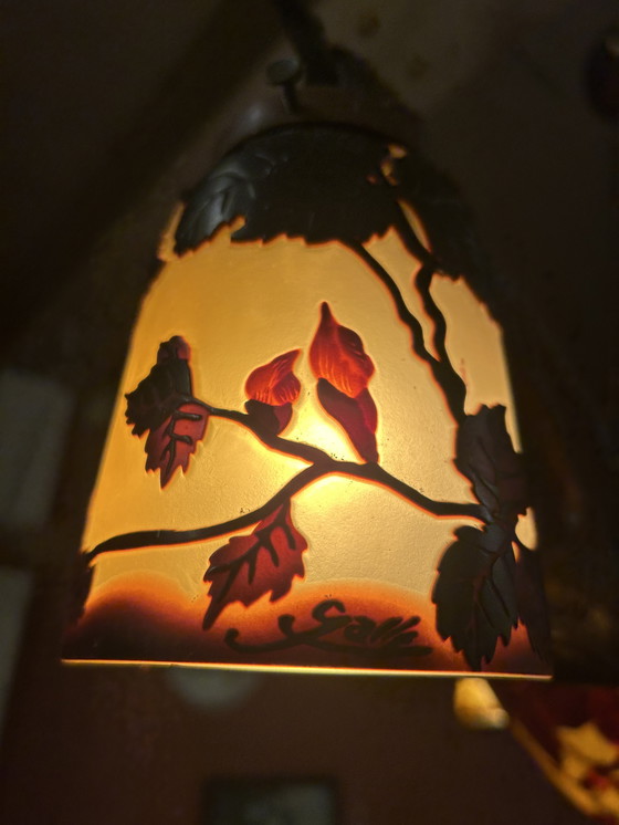 Image 1 of Lustre Émile Gallé en verre camée (gravé) Circa 1920