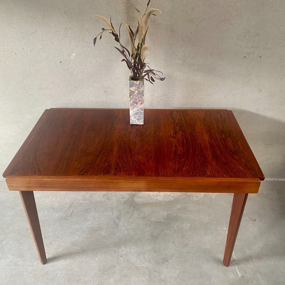 Image 1 of Vintage extendable rosewood dining table