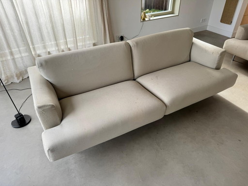 Zona salotto a nido di Cassina