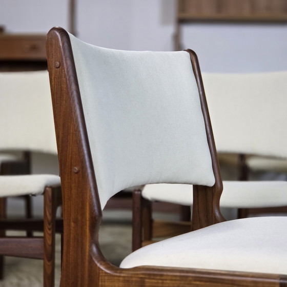 Image 1 of 8x Erik Buch Model 89 vintage jaren 60 Deense stoel gerestaureerd teak