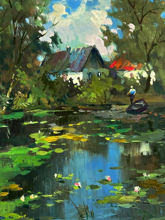 Image 1 of Peinture à l'huile originale représentant un paysage naturel, une campagne, un village et un lac derrière les arbres.