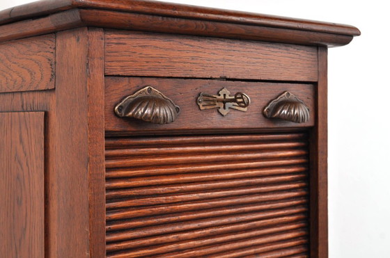 Image 1 of Antieke eiken roldeurkast / archiefkast, 1890s