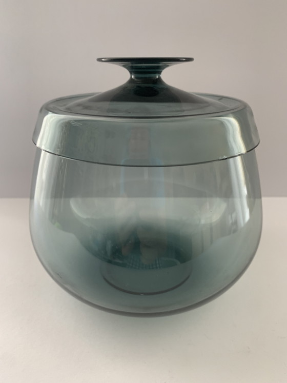 Image 1 of Wilhelm Wagenfeld seltene Gebäckdose Bonboniere Dose Lidded Box Mod. 487 WMF Bauhaus Desgin Württembergische Metallwarenfabrik