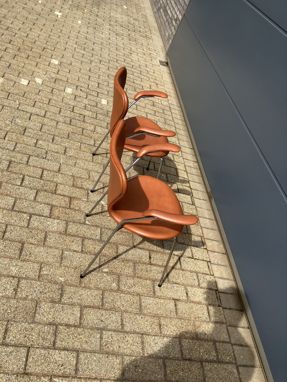Image 1 of Fritz Hansen series 7 Butterfly chairs in Cognac leather NEW!!