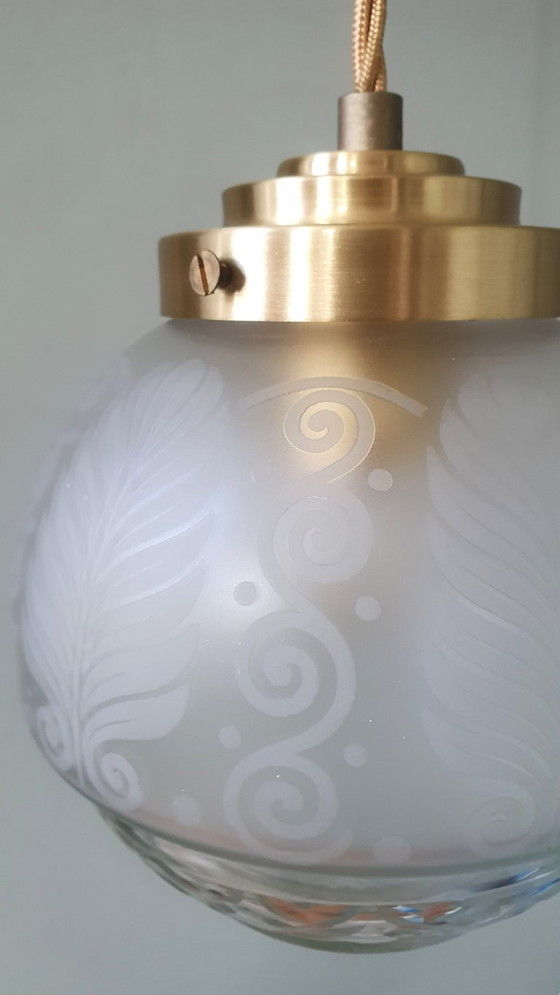 Vintage Bollamp / Hanglamp - Geslepen Glas (Ge-etst) Met Frosted Decoratie – Hanglampen, Metal (photo 10 of 15)