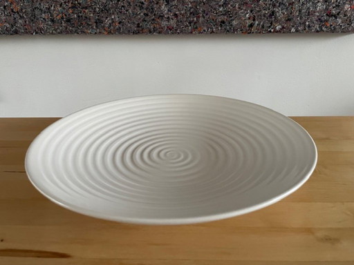 Große weiße Servierschüssel des finnischen Designers Pentik