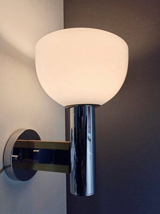 Image 1 of Gaetano Sciolari 1970s dos apliques de cromo y pantallas de cristal. Nuevo de stock antiguo.