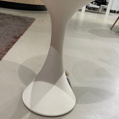 Image 1 of Mesa auxiliar Driade kissi kissi