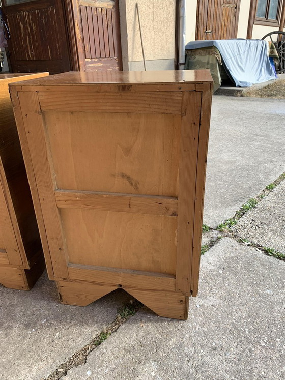 Art Deco Italian Nightstands, 1930s, Set of 2 – Italian Design (photo 4 of 6)