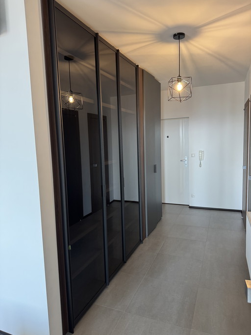 Poliform Senzafine kast - hal