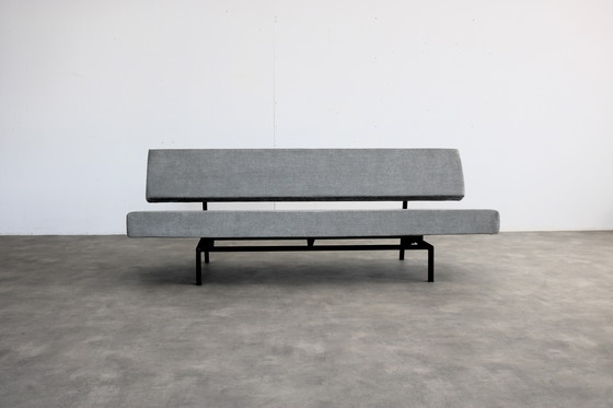 Image 1 of vintage Martin Visser (sleeper) sofa