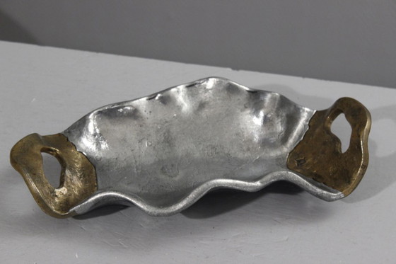 Image 1 of David Marshall Art3 design - Sculptural fruit bowl in aluminum & brass, 1980s