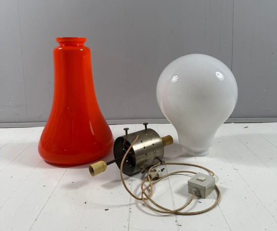 Image 1 of Lampadaire de style Space Age conçu par Carlo Nason pour Mazzega, modèle : « Brillo », Italie, années 1970