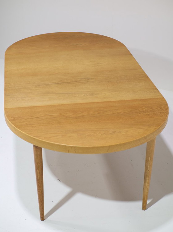 Image 1 of Extendable round dining table oak Danish