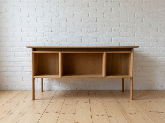 Eikenhouten directiebureau door Arne Vodder van Brouer Møbelfabrik, Denemarken, jaren 60 – Wood (photo 9 of 16)