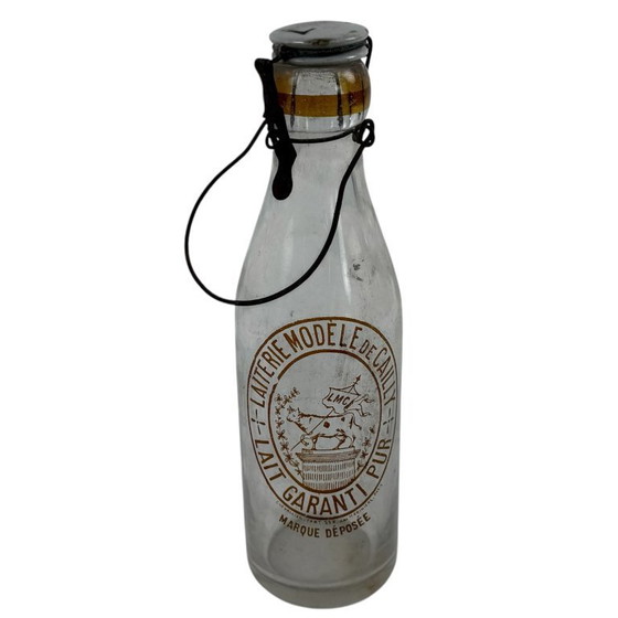 Image 1 of Collection de 42 bouteilles anciennes françaises de lait, de vin et de spiritueux