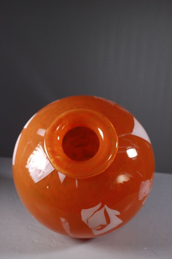 Image 1 of LORRAIN Daum Croismare Nancy - Large 6 kg orange & white marbled vase, 1920s