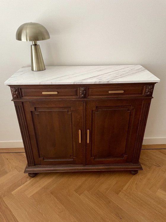 Buffet bas vintage en chêne massif – Wood, Marble (photo 7 of 9)