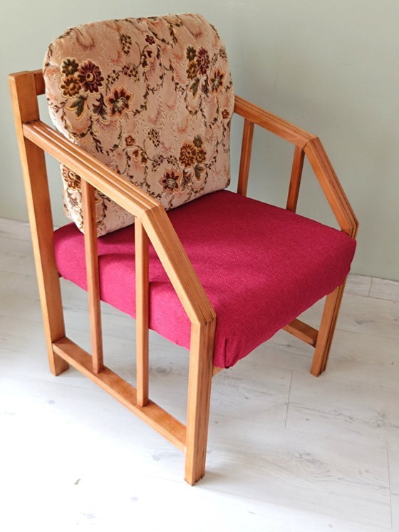 Image 1 of Fauteuil en bois massif et repose-pieds vintage