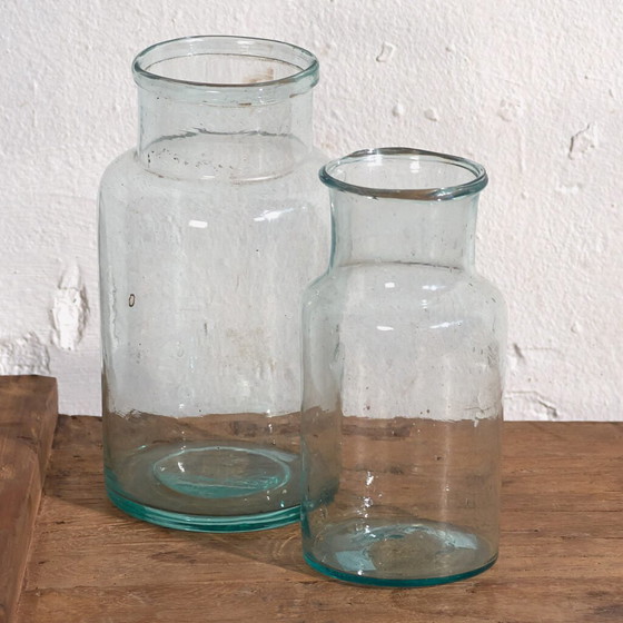 Blauwe antieke flessen (ca. 1920). Set van 2 stuks #18 – Glazen & Karaffen, Glass (photo 4 of 18)