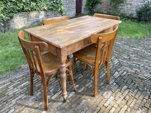 Table Dining table Bistro table Brasserie Lorraine French