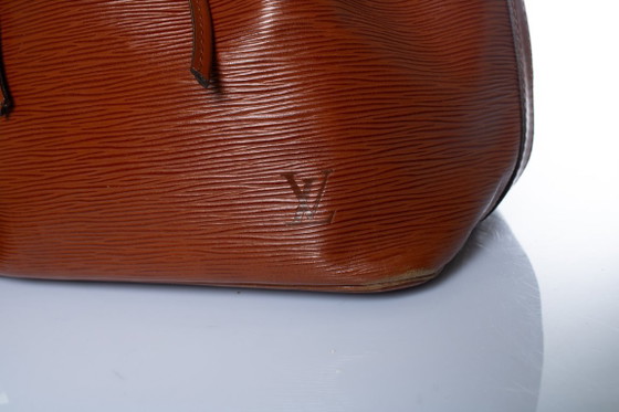 Louis Vuitton, Noe epi leather bag in brown, Bucket bags, Calfskin (photo 16 of 16)