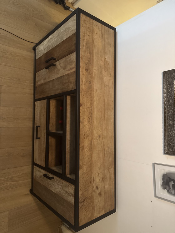 Image 1 of Houten dressoir