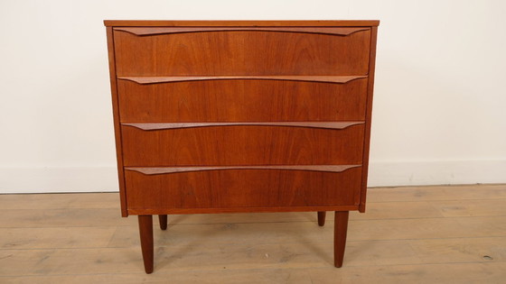 Image 1 of Cassettiera danese vintage a 4 cassetti in teak