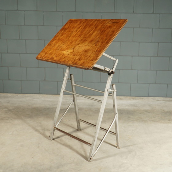 Image 1 of Table à dessin industrielle vintage / table d'architecte - 1950s