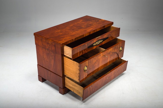Image 1 of Vroeg 19e-eeuwse Biedermeier mahoniehouten commodes, jaren 1830