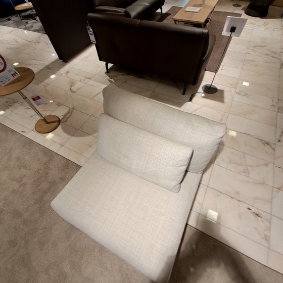 Image 1 of Poltrona Linteloo Studio