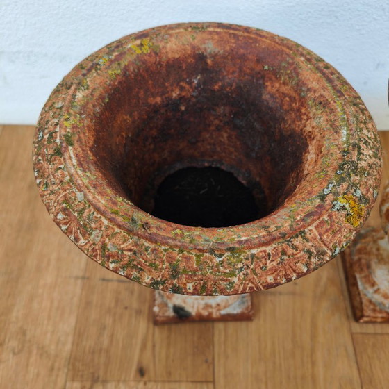 Image 1 of Gietijzeren tuinvazen, plantenbakken bloembakken. Set prijs  