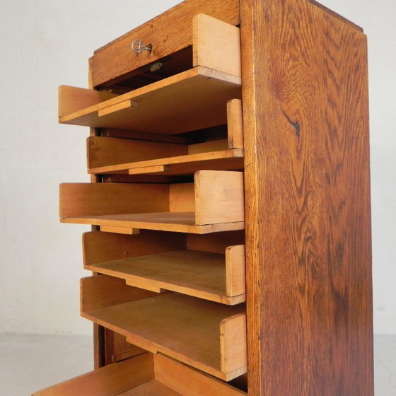 Image 1 of Eiken rolluikkast met 1 luik, 116 cm hoog, jaren 30