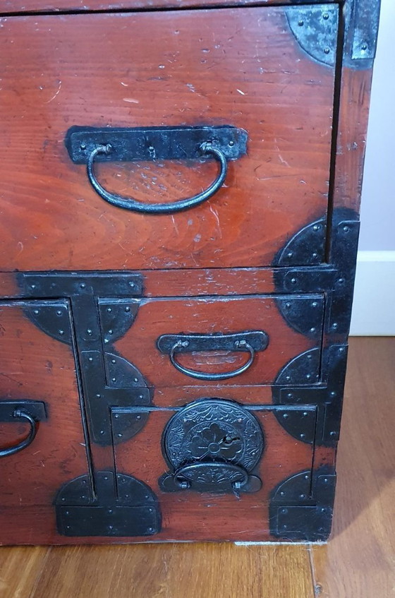 Image 1 of Antico mobiletto giapponese Ko Tansu