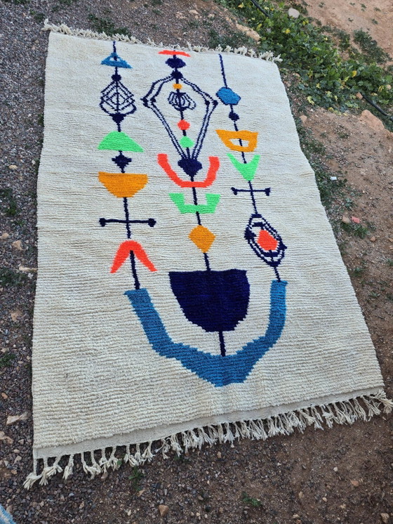 Grande tappeto marocchino in lana naturale, dimensioni 250x150 cm, fatto a mano. – Tappeti, Wool (photo 5 of 10)